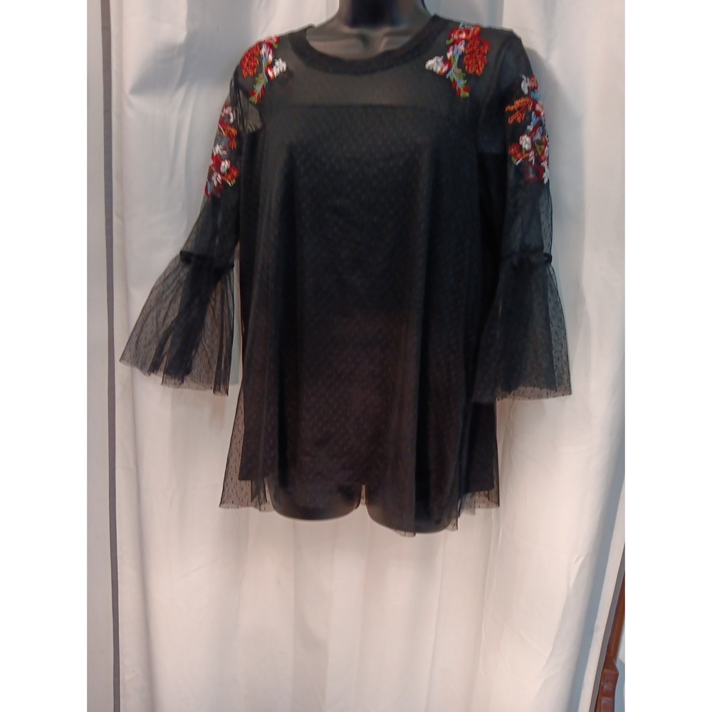 Torrid Womens 90s Floral Embroidered Tulle Boho Tunic 3/4 Bell Sleeve Top Sz. 00